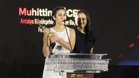 A­l­t­ı­n­ ­P­o­r­t­a­k­a­l­ ­F­i­l­m­ ­F­e­s­t­i­v­a­l­i­­n­d­e­ ­e­n­ ­i­y­i­ ­f­i­l­m­ ­H­a­y­a­l­e­t­l­e­r­